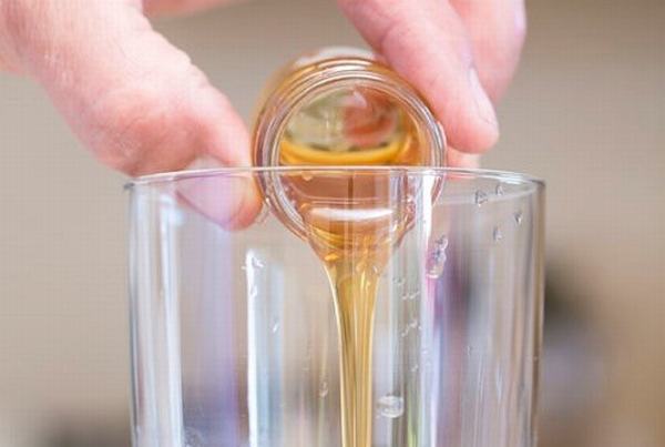 Uống 1 cốc mật ong pha nước ấm mỗi ngày điều kỳ lạ sẽ xảy ra với cơ thể