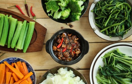 Chuyên gia tư vấn: Ăn rau trước khi ăn thịt và cơm - tưởng đùa hóa ra lợi đủ đường