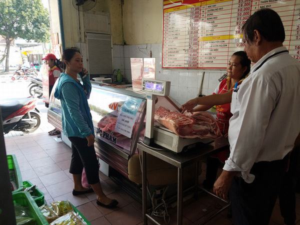 Nguồn thịt thiếu hụt sau vụ tiêm thuốc an thần cho heo ở Sài Gòn