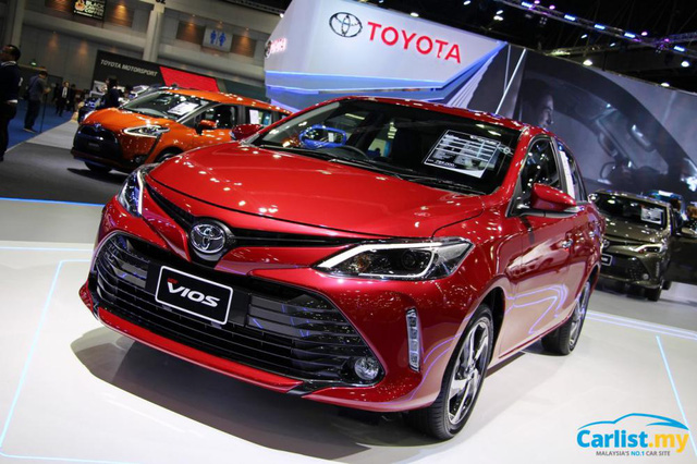 Nhiều ô tô 'hot' Toyota và Hyundai giảm giá 'sập sàn', về mốc 500 triệu