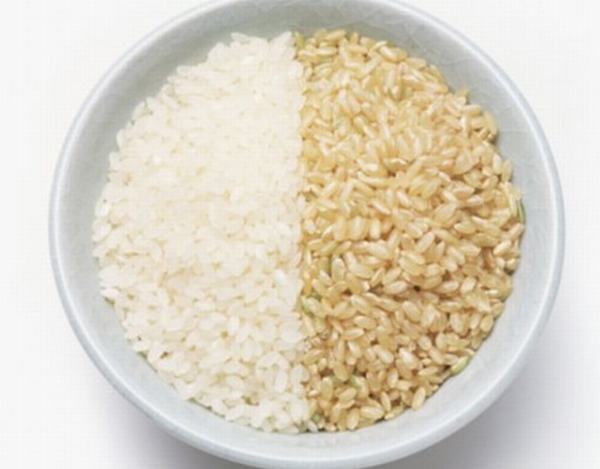 Vì sao gạo còn cám đen lại tốt hơn gạo trắng rất nhiều?