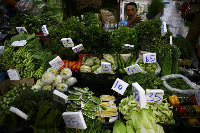 Gần 70% rau củ quả Thái Lan bán tại siêu thị dư thuốc diệt cỏ vượt ngưỡng