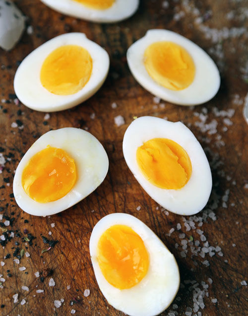 Những điều nên và không nên khi ăn trứng