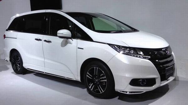 Honda Việt Nam triệu hồi hơn 650 xe Odyssey và Accord vì lỗi gương chiếu hậu