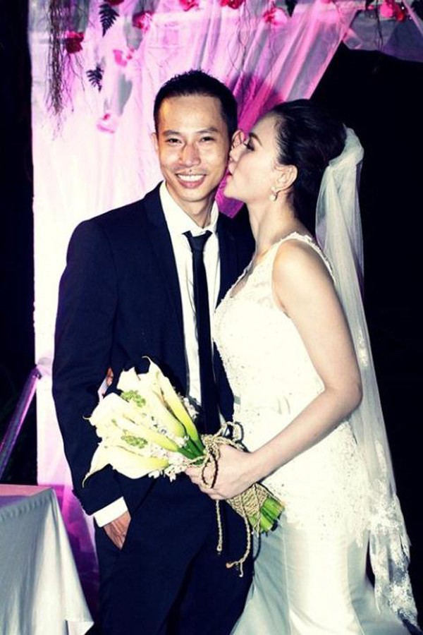  Thu Thủy và Lucas trong lễ cưới vào năm 2014. 