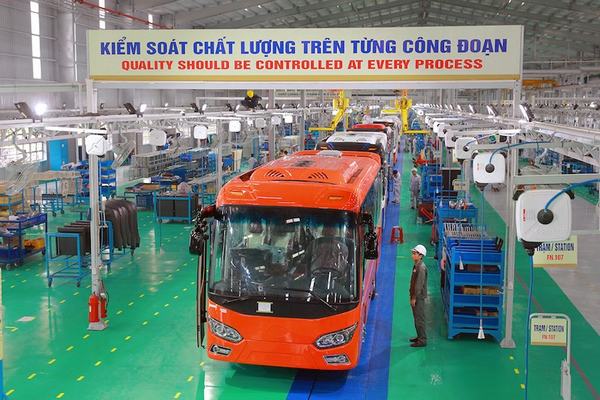 Việt Nam chính thức xuất khẩu ô tô ra nước ngoài