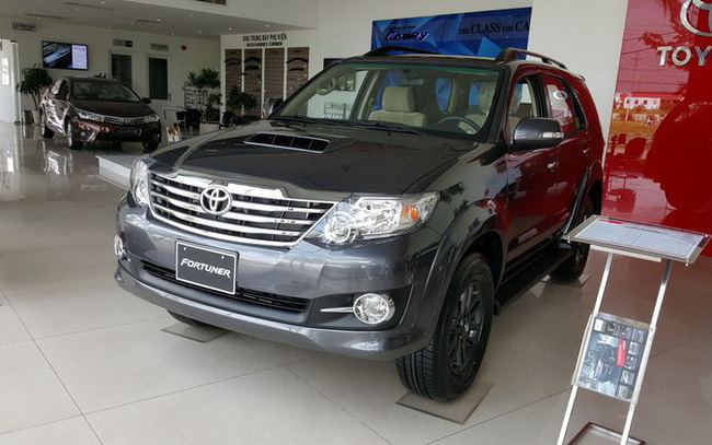 Toyota và Honda ngừng xuất khẩu ô tô tới Việt Nam: Xe nhập ‘khan hàng’