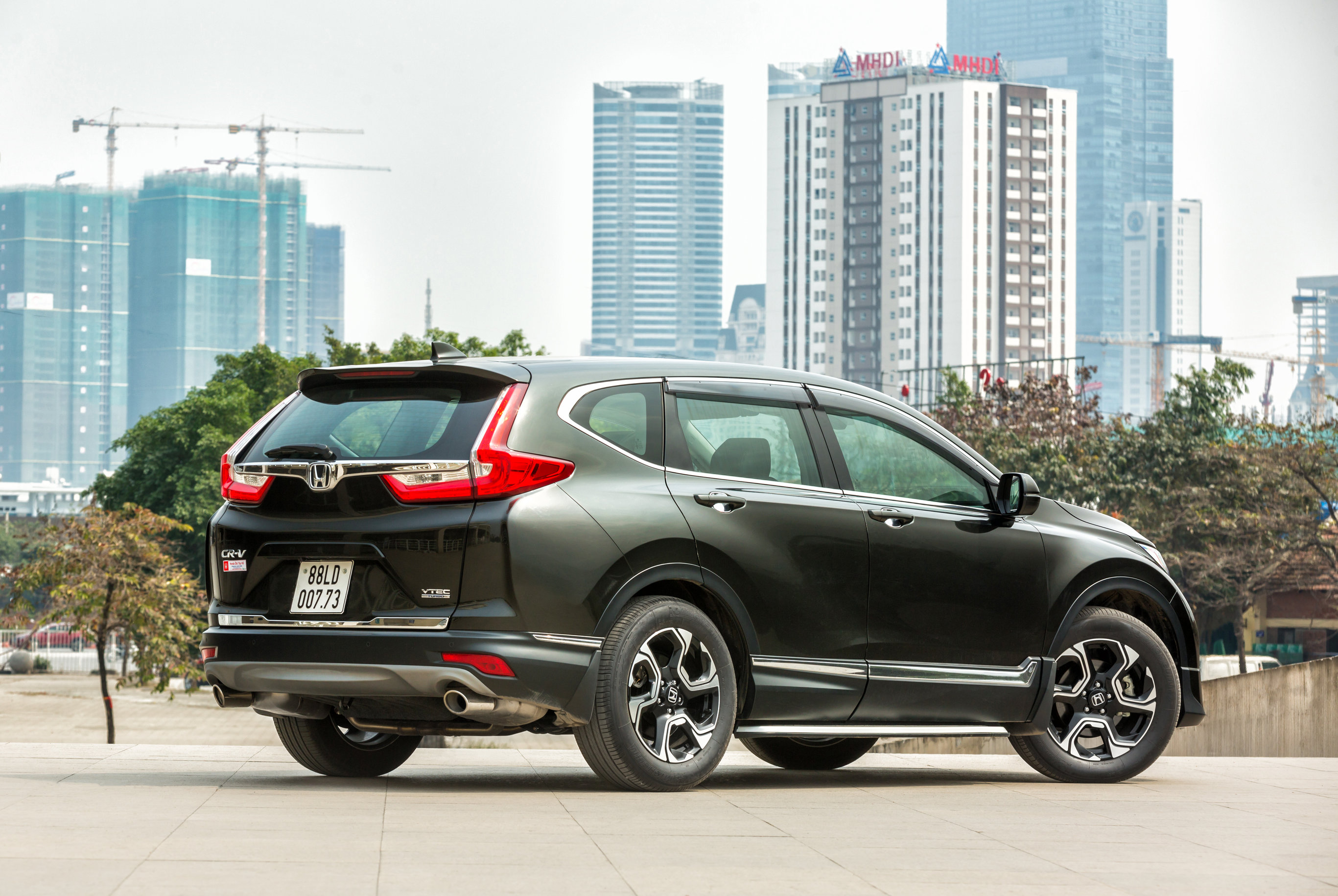 Honda công bố giá bán hàng loạt mẫu ô tô nhập khẩu, giá chỉ từ hơn 500 triệu đồng