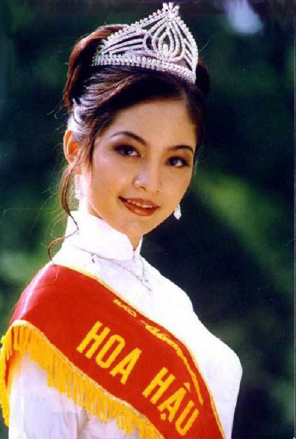  Nguyễn Thiên Nga đăng quang Hoa hậu năm 1996. 