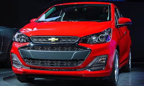Chiếc Chevrolet Spark 2019 được được trang bị thêm hàng loạt cải tiến mới, với mức giá chỉ 295 triệu đồng.