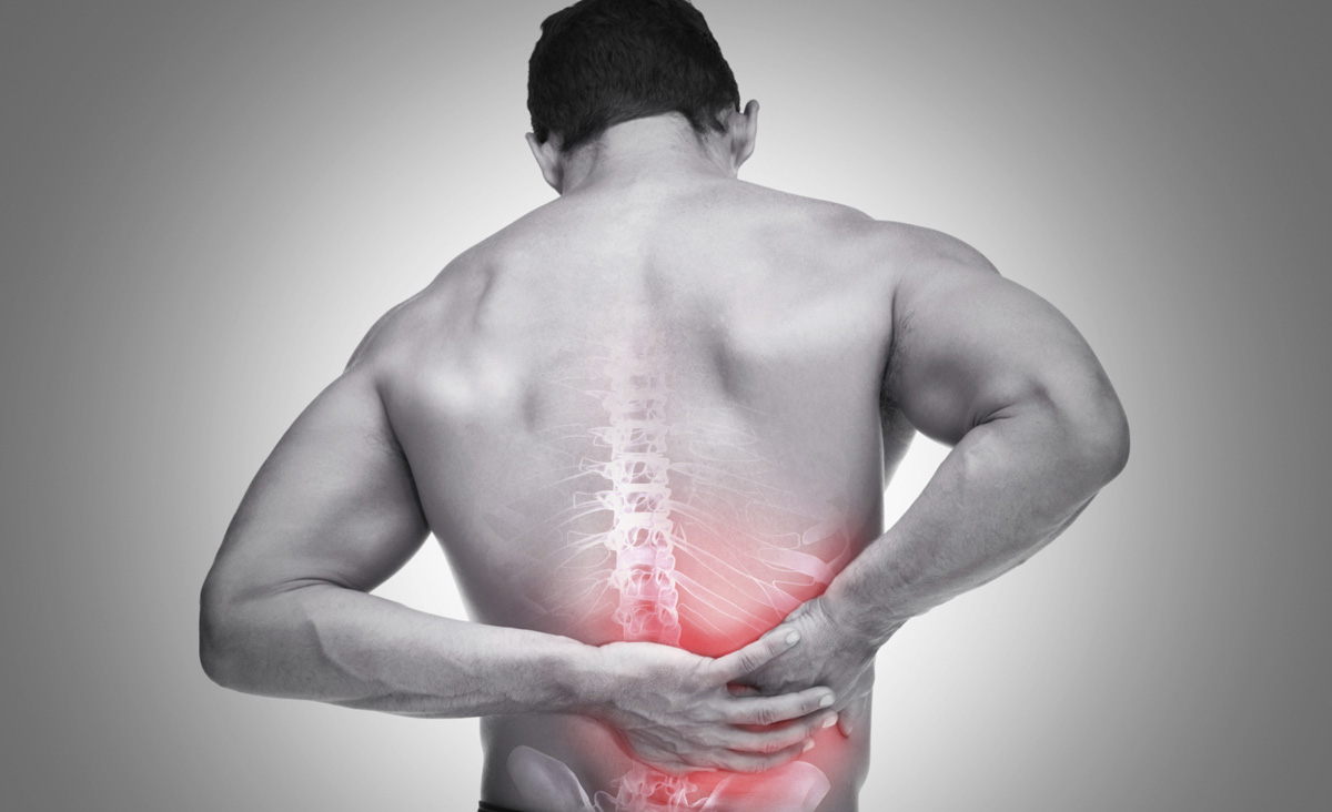 Đừng coi thường đau lưng vì có thể là biểu hiện của căn bệnh nan y này