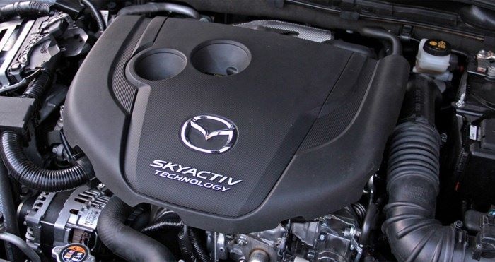 Mazda CX-5 và Honda CR-V: Người tiêu dùng sẽ chọn xe nào?