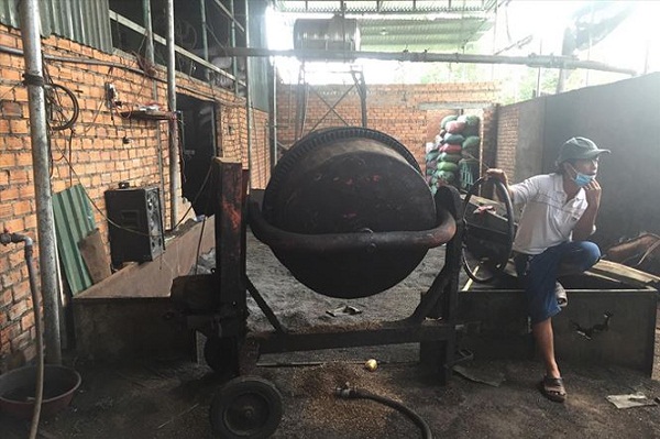Vụ trộn hóa chất pin Con ó với cà phê ở Đắk Nông: Khó xử lý hình sự?
