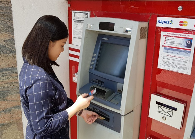 Bạn đã biết cách rút tiền miễn phí tại ATM chưa?