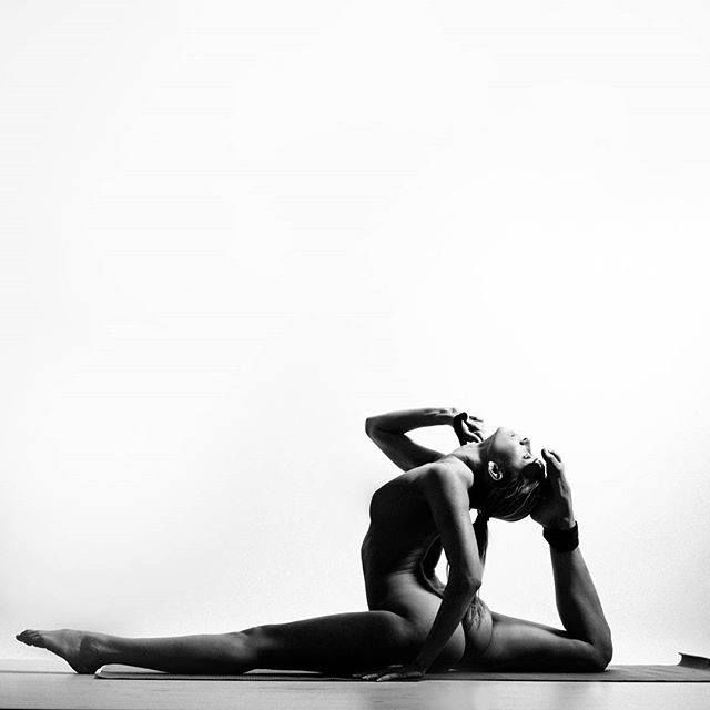 bestie Những tư thế yoga tuyệt đẹp khiến bạn muốn đi tập ngay 