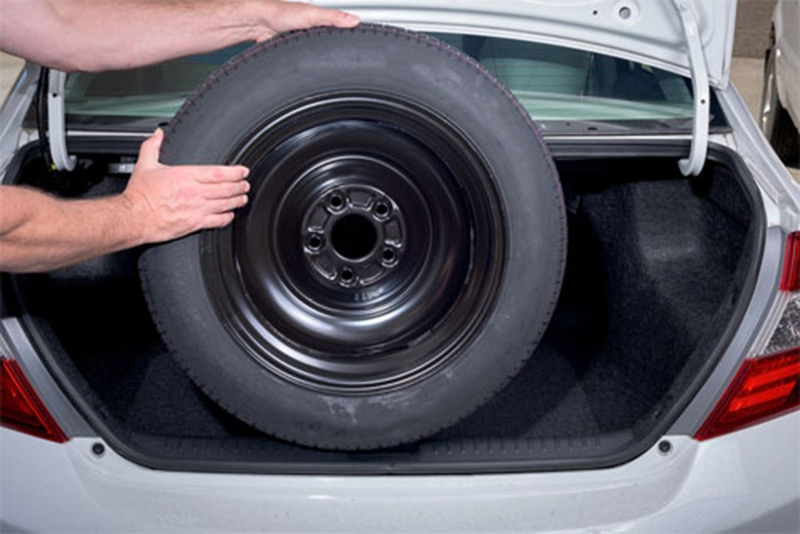 Nếu không muốn ô tô xảy ra hàng loạt hư hỏng tài xế không nên sử dụng lốp dự phòng lâu dài