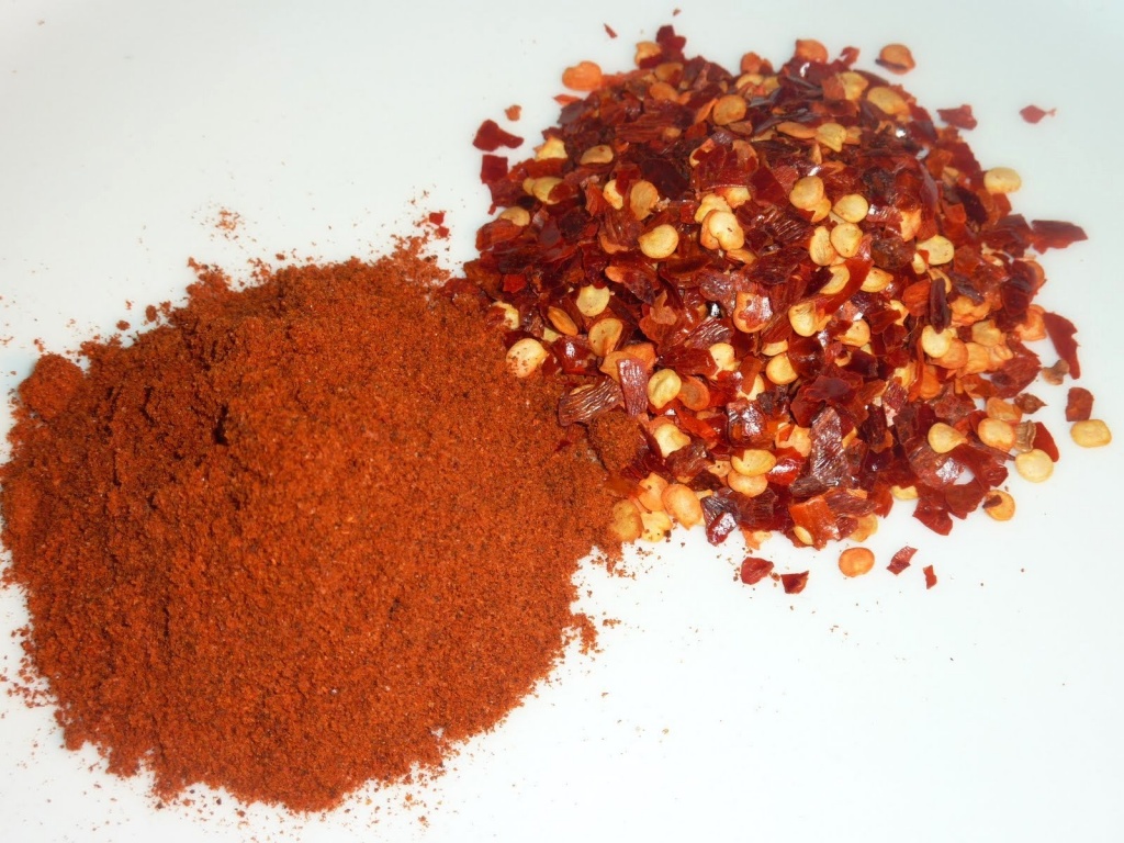 Nhận biết ớt bột thật và ớt bột giả có chứa chất độc hại như thế nào?