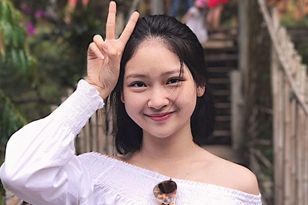 Cô gái sinh năm 2000 bị loại gây tranh cãi ở Hoa hậu Việt Nam 2018 là ai?
