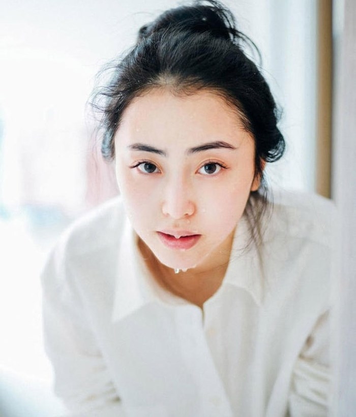 Học phụ nữ Nhật cách massage mặt giúp trông trẻ trung hơn tuổi thật