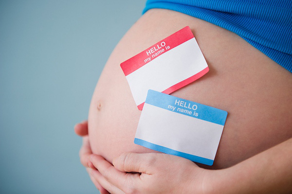 Những dấu hiệu giúp mẹ bầu sớm nhận biết mang song thai