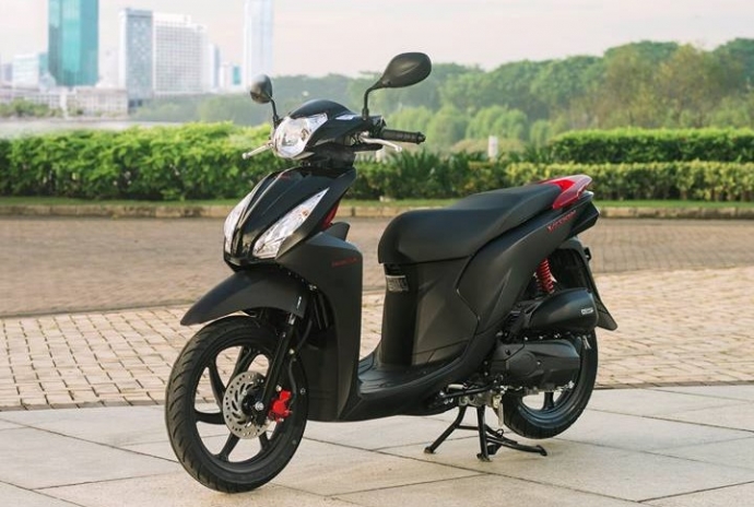 Thị trường xe máy Việt: Giá lăn bánh xe tay ga Honda Vision mới nhất
