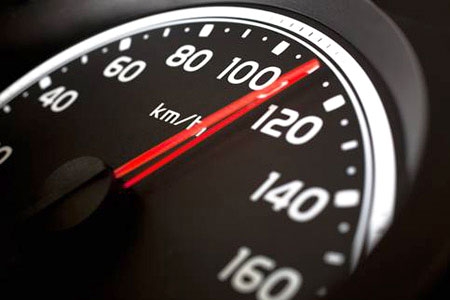 Đi Honda Airblade tốc độ hơn 50km/h, bạn đang 'đốt tiền' mua xăng mỗi ngày