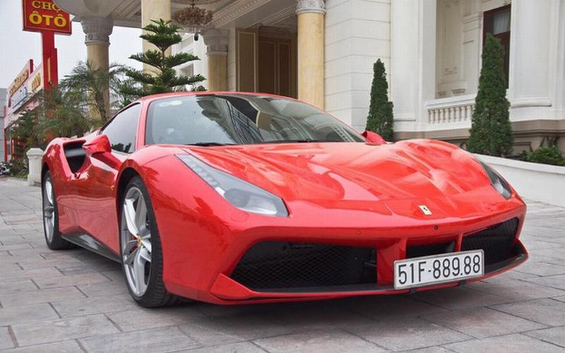 Hé lộ nguyên nhân khiến siêu xe Ferrari của Tuấn Hưng gặp nạn trên cao tốc