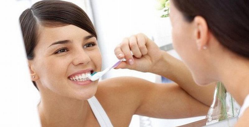 Nhiều người mắc ung thư miệng vì sai lầm ngớ ngẩn trong việc đánh răng
