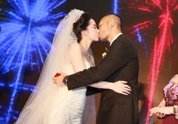  Đám cưới ngọt ngào của Doãn Tuấn và Quỳnh Nga. 