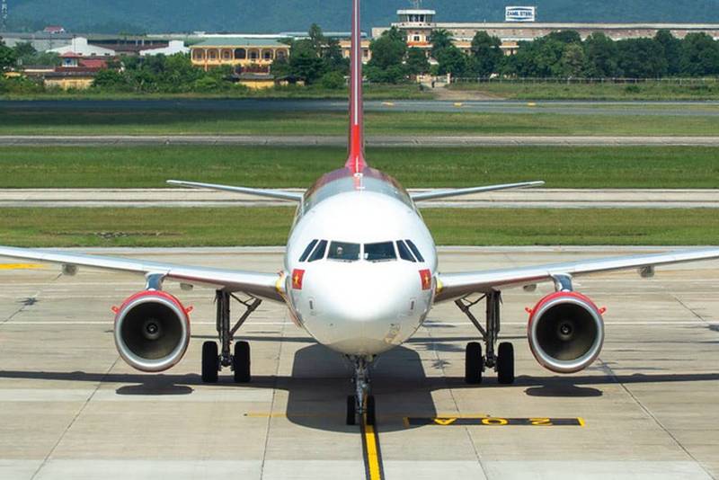 Vietjet Air tiếp tục delay nhiều tiếng đồng hồ khiến hành khách bức xúc - Ảnh 3.