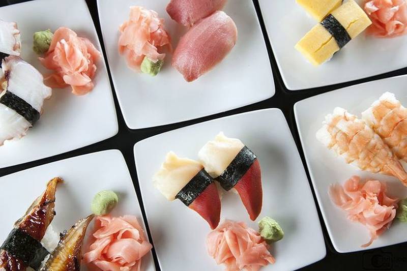 an-phai-sushi-ban-nguoi-dan-ong-bi-san-lam-o-khap-nguoi