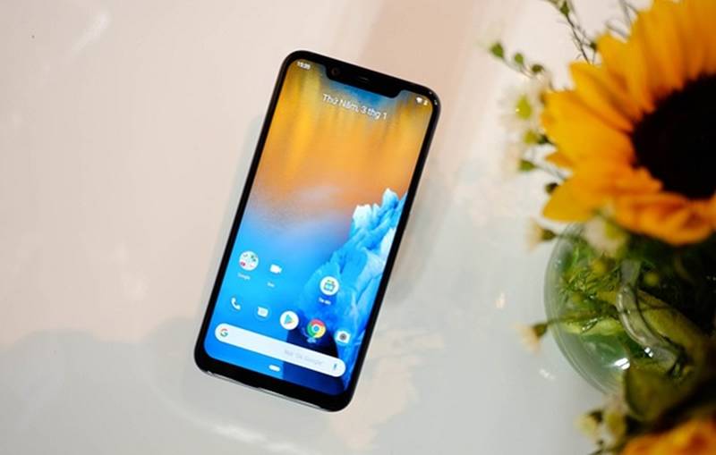 top-smartphone-tam-trung-2019-van-rat-dang-mua-o-thoi-diem-hien-tai