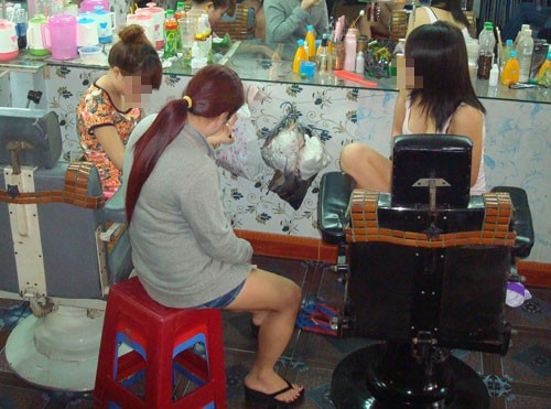 Mại dâm núp bóng massage, cắt tóc thanh nữ ở Sài Gòn
