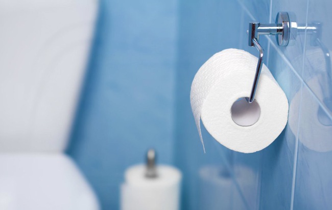 Đặt cuộn giấy vệ sinh đặc biệt này trong nhà vệ sinh, sẽ chẳng còn mùi hôi nào làm phiền bạn nữa