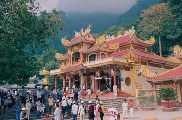 3 ngôi chùa nổi tiếng linh thiêng ở Tây Ninh
