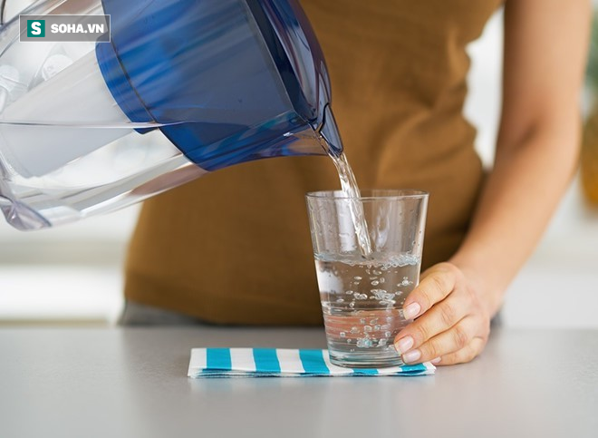 Uống nước khi bụng rỗng: Cơ thể nhận được 7 lợi ích 